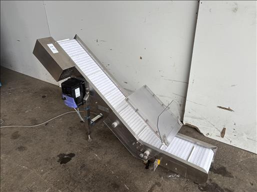 NNP Flighted elevator conveyor - Convoyeur: photos 2 NNP Flighted elevator conveyor - Convoyeur: photos 2