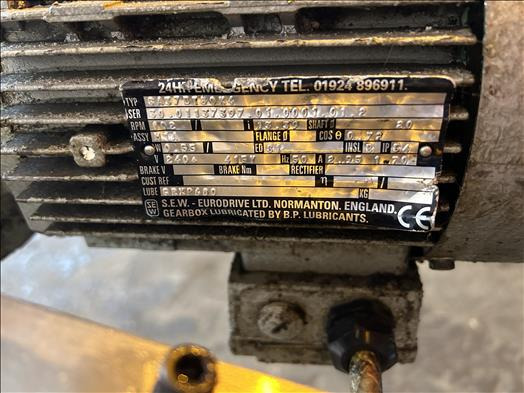 NNP Flighted elevator conveyor - Convoyeur: photos 5 NNP Flighted elevator conveyor - Convoyeur: photos 5