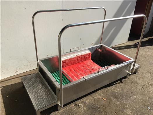 Syspal Stainless boot wash station - Machine agroalimentaire: photos 5 Syspal Stainless boot wash station - Machine agroalimentaire: photos 5