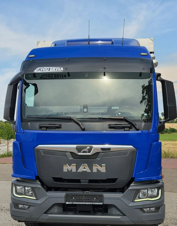 MAN TGM 18.320 / 18.290 / NOWY MODEL / E6 / 20PALET / 9200 ŁADOWNOŚĆ / SERWISOWANY / NISKI PRZEBIEG / WINDA / FIRANKA / SPROWADZONY / 2021 / NISKI PRZEBIEG /PIERWSZY WŁAŚCICIEL/ - Camion à rideaux coulissants: photos 3 MAN TGM 18.320 / 18.290 / NOWY MODEL / E6 / 20PALET / 9200 ŁADOWNOŚĆ / SERWISOWANY / NISKI PRZEBIEG / WINDA / FIRANKA / SPROWADZONY / 2021 / NISKI PRZEBIEG /PIERWSZY WŁAŚCICIEL/ - Camion à rideaux coulissants: photos 3