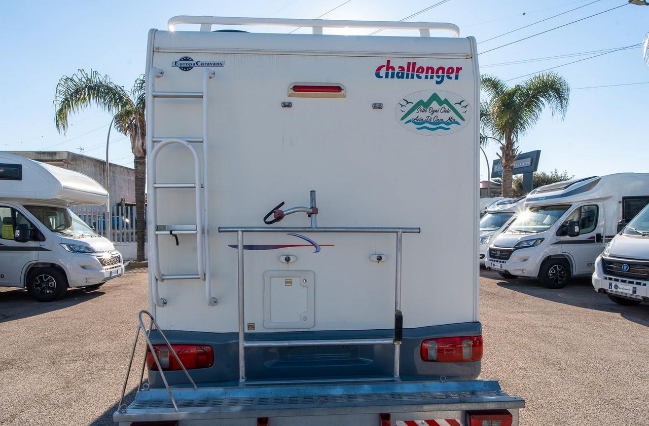 Challenger genesis 142 - Camping-car capucine: photos 4 Challenger genesis 142 - Camping-car capucine: photos 4