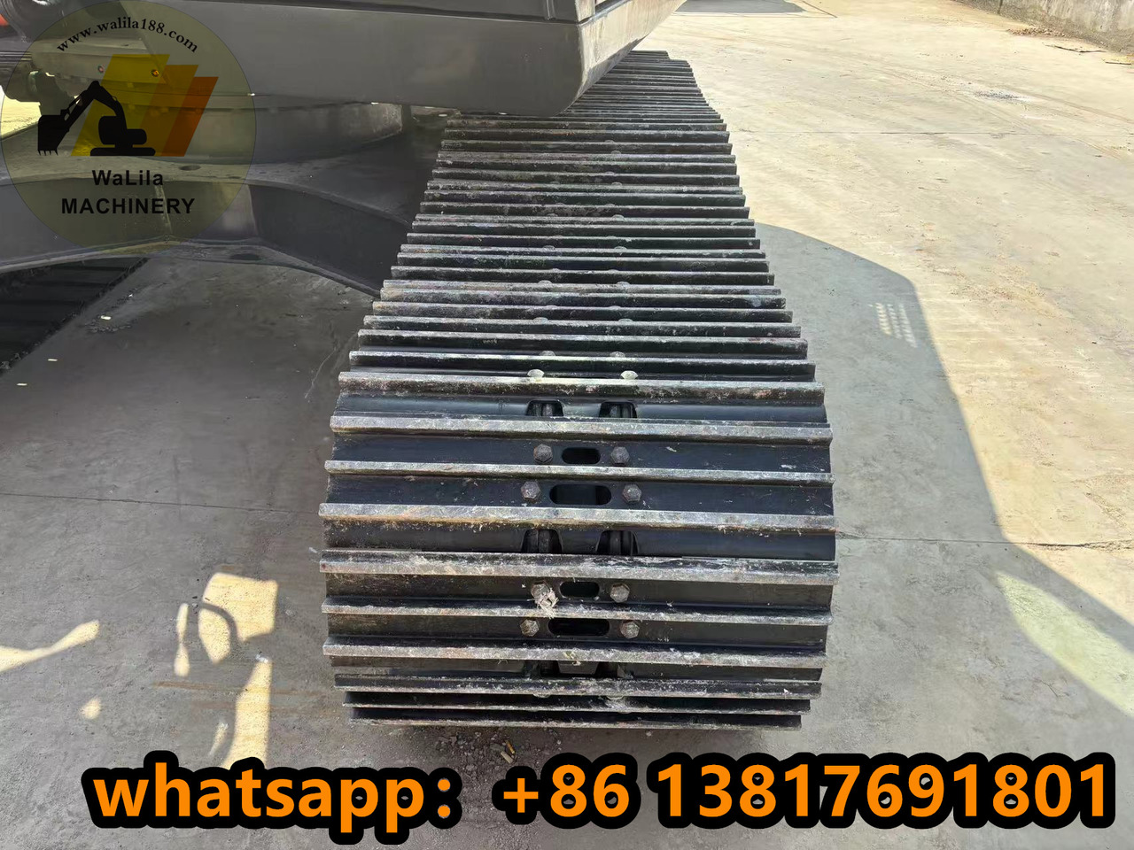 HITACHI ZX210 - Pelle sur chenille: photos 5 HITACHI ZX210 - Pelle sur chenille: photos 5