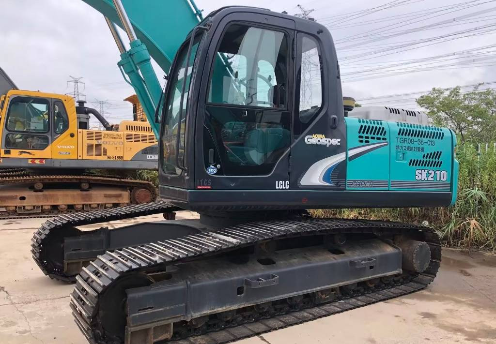 Kobelco SK 210-8 - Pelle sur chenille: photos 3 Kobelco SK 210-8 - Pelle sur chenille: photos 3