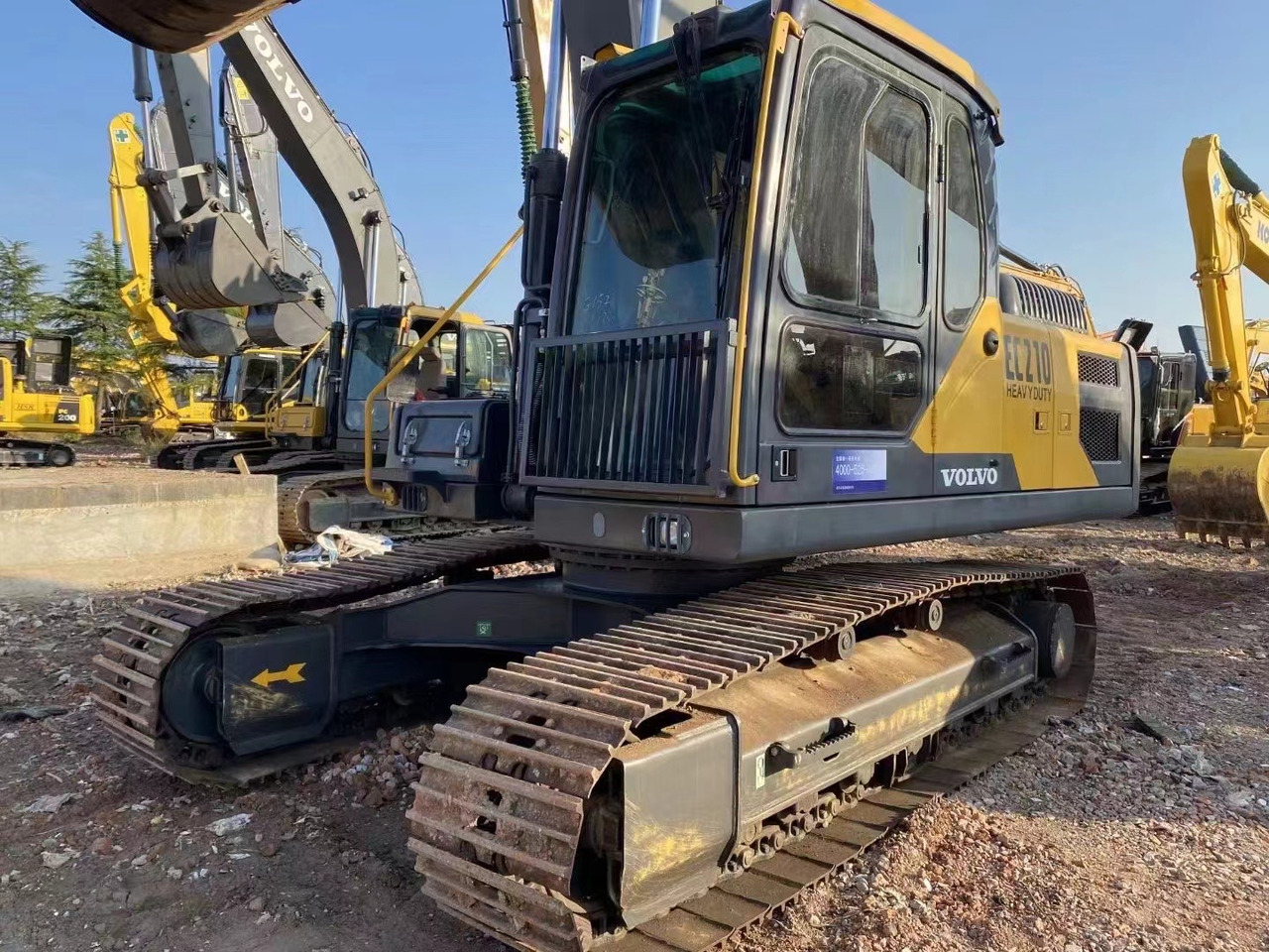 Volvo EC 210 Volvo 210 Ec240 - Pelle sur chenille: photos 4 Volvo EC 210 Volvo 210 Ec240 - Pelle sur chenille: photos 4