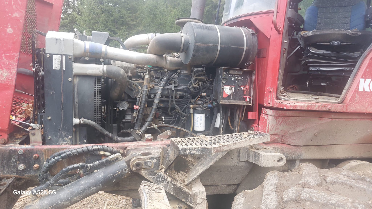 VALMET 840.2 - Porteur: photos 4 VALMET 840.2 - Porteur: photos 4