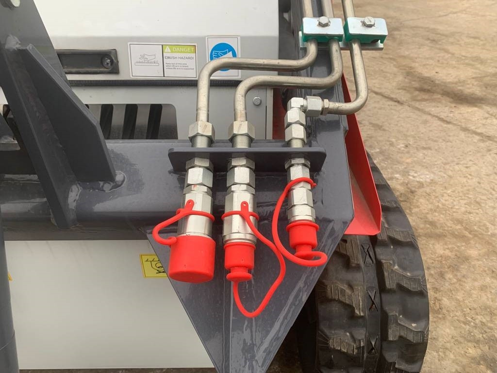 BTTL ST28H-6 - Mini chargeuse: photos 5 BTTL ST28H-6 - Mini chargeuse: photos 5