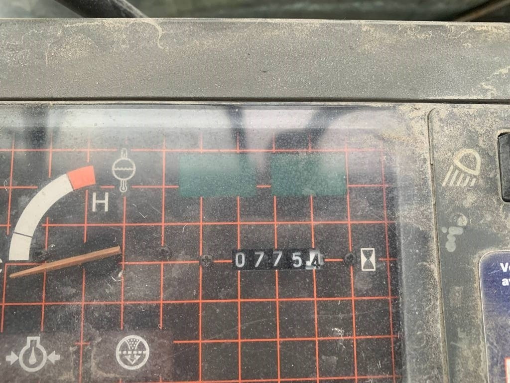 Mini pelle CAT 302.5: photos 10 Mini pelle CAT 302.5: photos 10