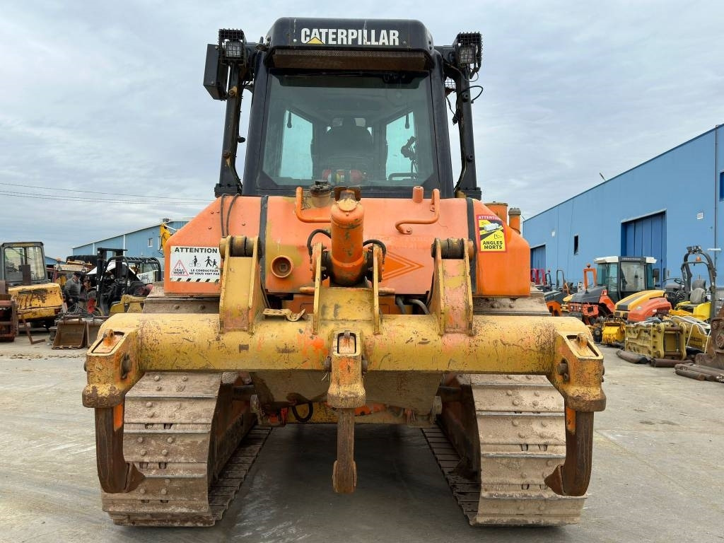 CAT D 6 N LGP - Bulldozer: photos 5 CAT D 6 N LGP - Bulldozer: photos 5