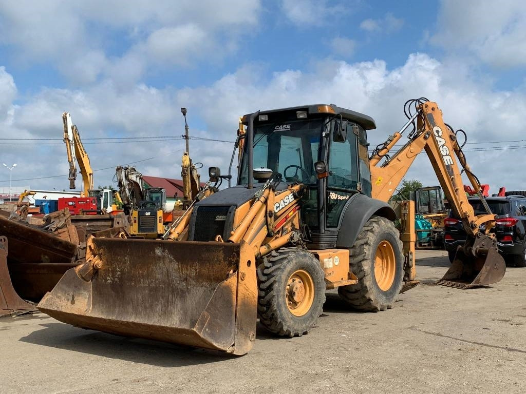 Case 580SR4PT - Tractopelle: photos 1 Case 580SR4PT - Tractopelle: photos 1