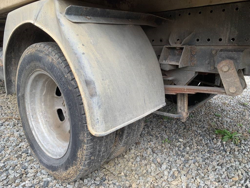 Iveco 35.10 - Utilitaire benne: photos 5 Iveco 35.10 - Utilitaire benne: photos 5