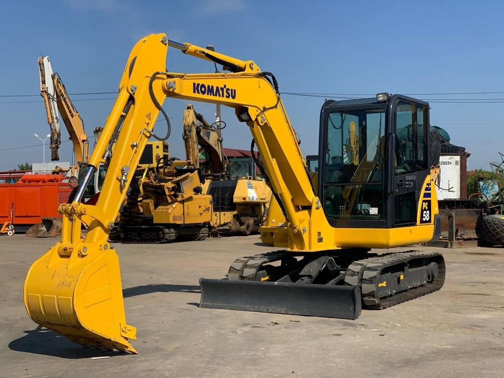 Komatsu PC58-8 - Mini pelle: photos 1 Komatsu PC58-8 - Mini pelle: photos 1