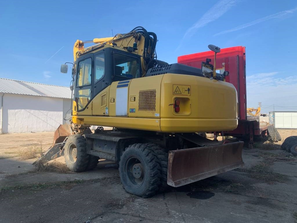 Komatsu PW180-E0+Engcon Rototilt - Pelle sur pneus: photos 3 Komatsu PW180-E0+Engcon Rototilt - Pelle sur pneus: photos 3