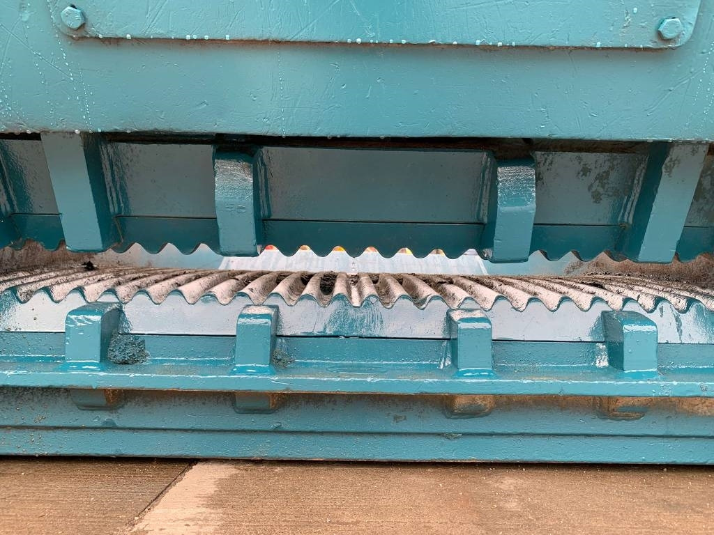 MB Crusher BF 120.4 - Godet pour Engins de chantier: photos 3 MB Crusher BF 120.4 - Godet pour Engins de chantier: photos 3