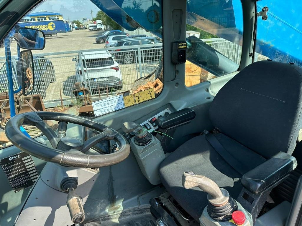 Chariot télescopique Magni RTH 5,23: photos 9 Chariot télescopique Magni RTH 5,23: photos 9