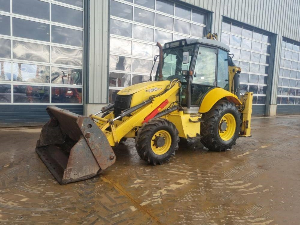 New Holland B 100 C - Tractopelle: photos 1 New Holland B 100 C - Tractopelle: photos 1