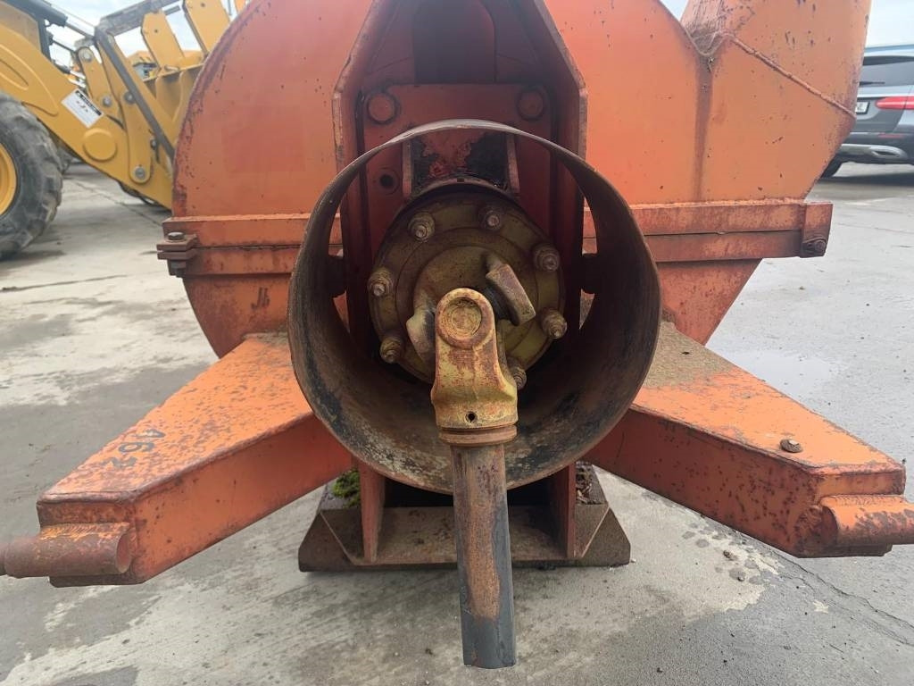 Sasmo HP-20 - Broyeur de végétaux: photos 4 Sasmo HP-20 - Broyeur de végétaux: photos 4