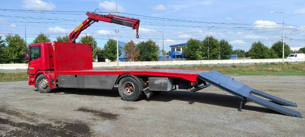 Scania 94 D 220 - Camion grue, Remorqueuse: photos 3 Scania 94 D 220 - Camion grue, Remorqueuse: photos 3