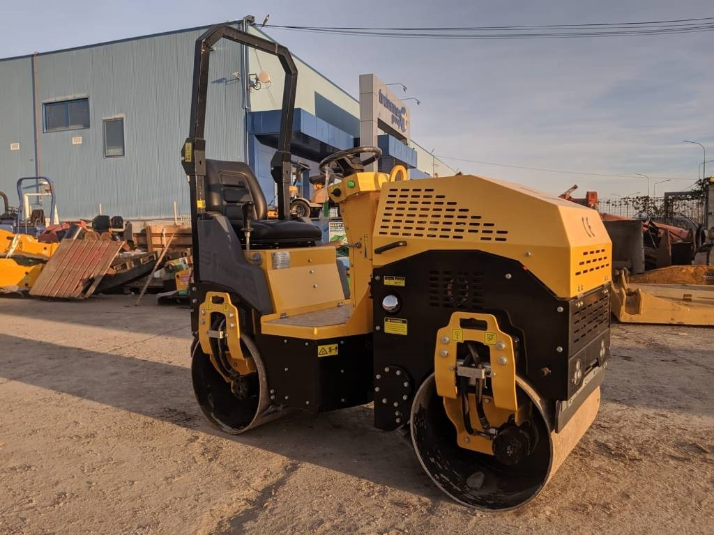 Storike ST 1200 - Compacteur: photos 2 Storike ST 1200 - Compacteur: photos 2