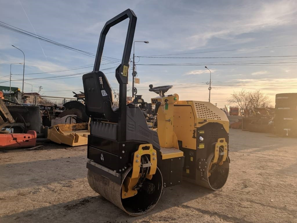 Storike ST 1200 - Compacteur: photos 4 Storike ST 1200 - Compacteur: photos 4