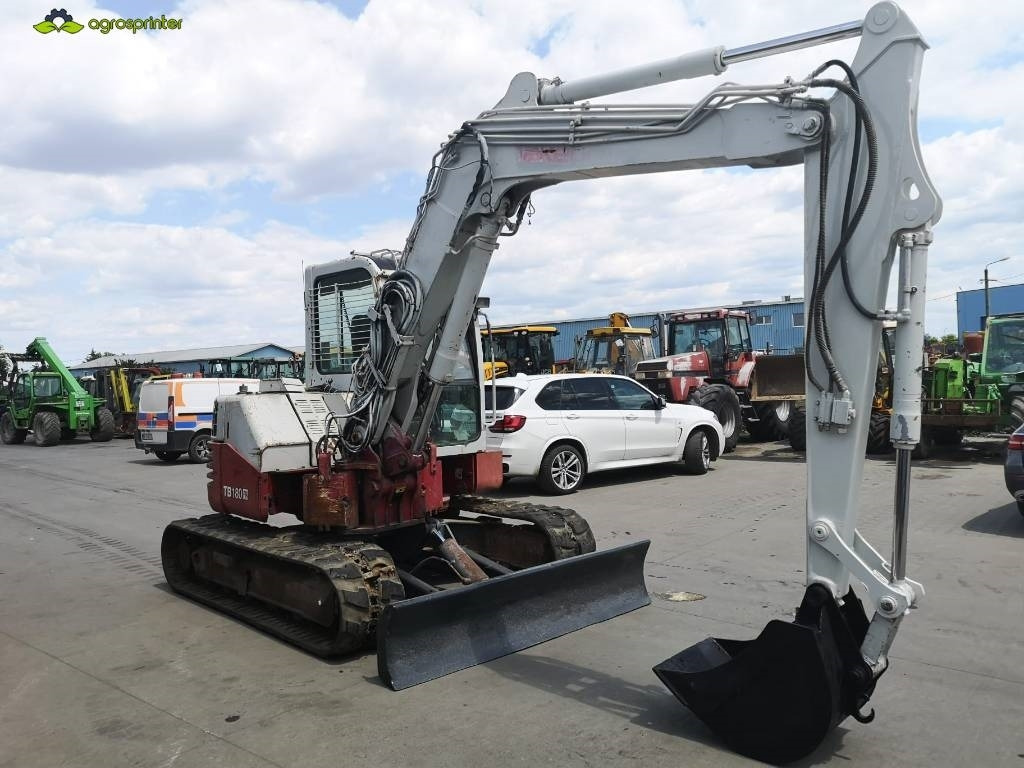 Takeuchi TB180FR - Mini pelle: photos 3 Takeuchi TB180FR - Mini pelle: photos 3