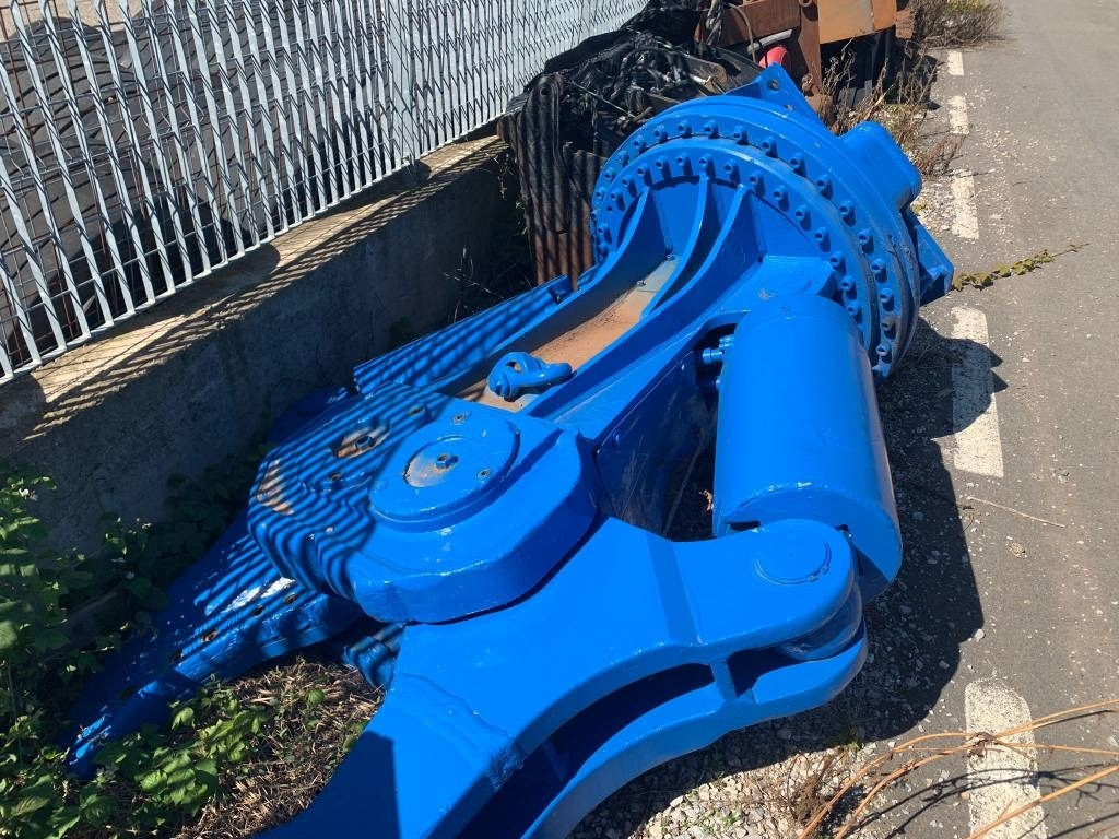 VTN 3 - Tarière: photos 1 VTN 3 - Tarière: photos 1