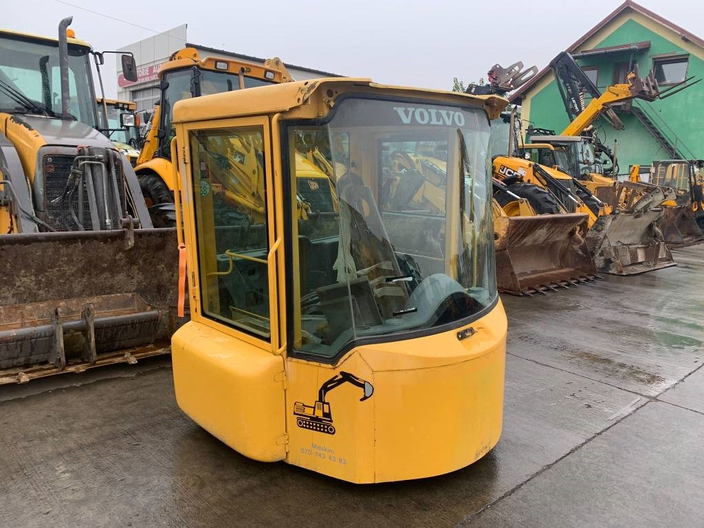 Volvo L 50 E - L100 Cabin  - Cabine pour Engins de chantier: photos 1 Volvo L 50 E - L100 Cabin  - Cabine pour Engins de chantier: photos 1