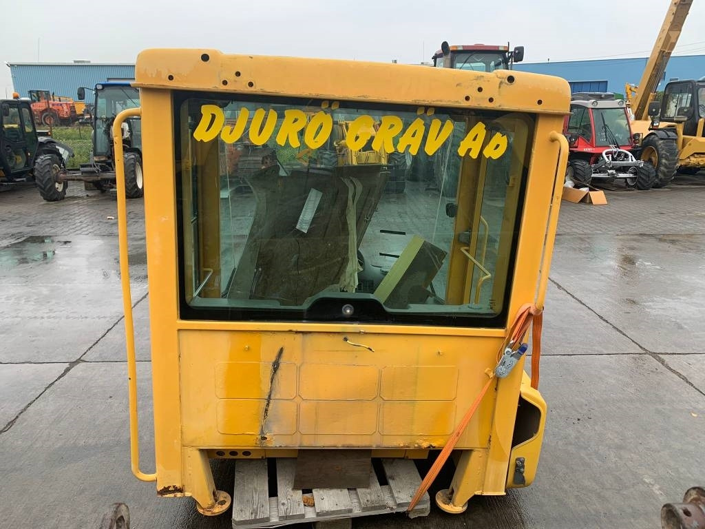 Volvo L 50 E - L100 Cabin  - Cabine pour Engins de chantier: photos 4 Volvo L 50 E - L100 Cabin  - Cabine pour Engins de chantier: photos 4