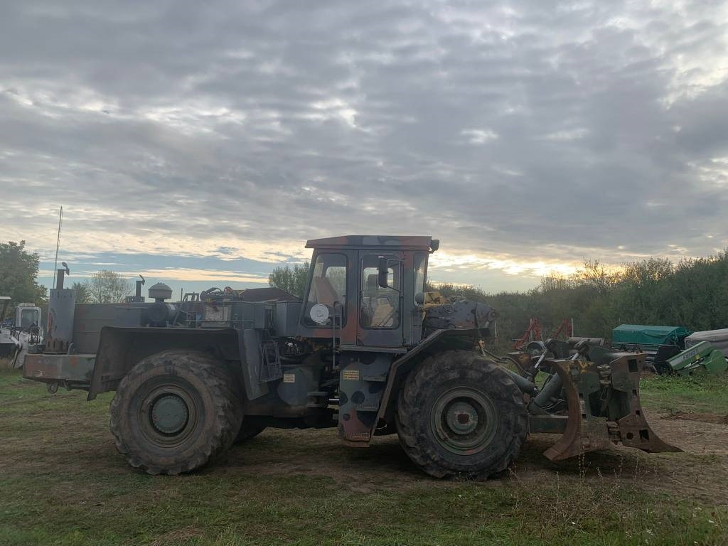 Zettelmeyer ZD3000 - Bulldozer: photos 5 Zettelmeyer ZD3000 - Bulldozer: photos 5