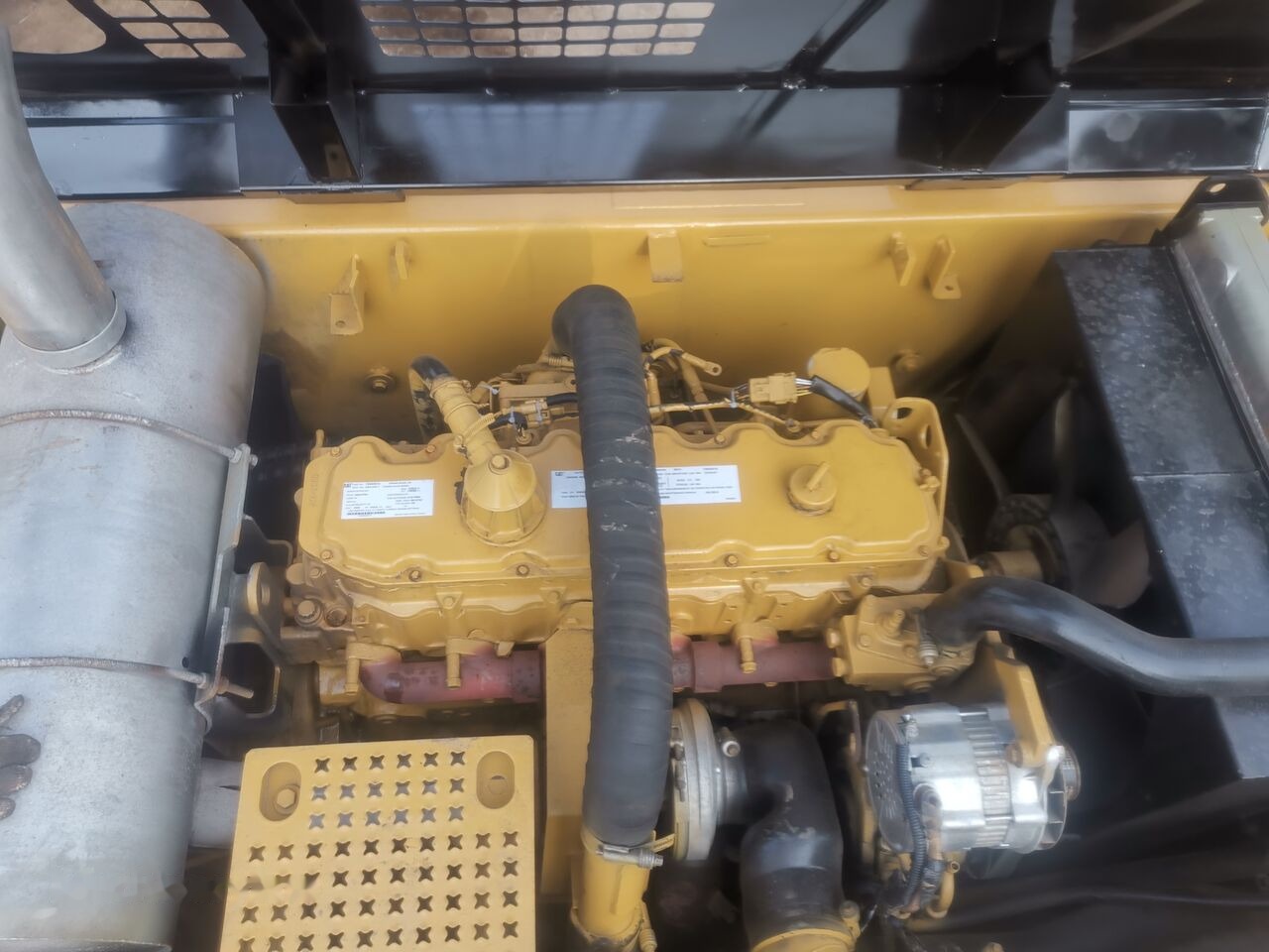 Caterpillar 330D - Pelle sur chenille: photos 3 Caterpillar 330D - Pelle sur chenille: photos 3