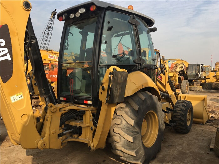 Caterpillar 420F - Tractopelle: photos 1 Caterpillar 420F - Tractopelle: photos 1