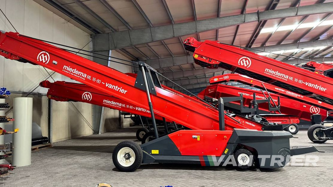 Miedema ML1680 Premium Store loader - Bande transporteuse: photos 1 Miedema ML1680 Premium Store loader - Bande transporteuse: photos 1