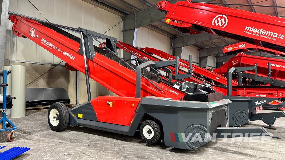 Miedema ML1680 Premium Store loader - Bande transporteuse: photos 3 Miedema ML1680 Premium Store loader - Bande transporteuse: photos 3