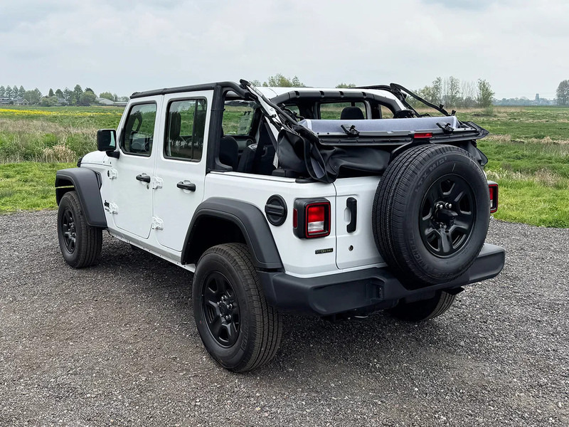Jeep Wrangler 4x4 3.0 Diesel UNLIMITED SPORT 5 DOORS - EURO 6 - NEW!! LARGE QUANTITY AVAILABLE!! - Pick-up: photos 4 Jeep Wrangler 4x4 3.0 Diesel UNLIMITED SPORT 5 DOORS - EURO 6 - NEW!! LARGE QUANTITY AVAILABLE!! - Pick-up: photos 4