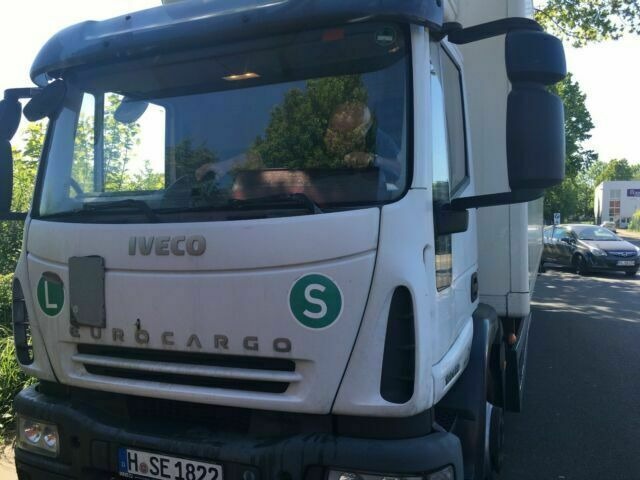 Iveco ML120 E22 Kühlkoffer LBW Deutsche Maschine - Camion frigorifique: photos 2 Iveco ML120 E22 Kühlkoffer LBW Deutsche Maschine - Camion frigorifique: photos 2