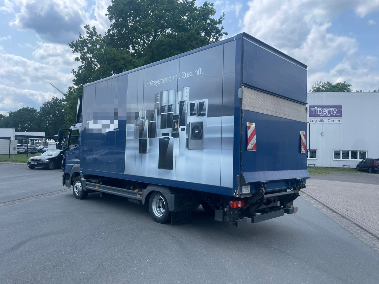 Mercedes-Benz 818 Koffer mit LBW - Fourgon grand volume: photos 4 Mercedes-Benz 818 Koffer mit LBW - Fourgon grand volume: photos 4