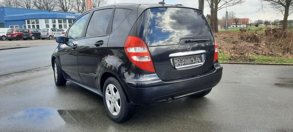 Mercedes-Benz A 180 CDI AVANTGARDE - Berline: photos 4 Mercedes-Benz A 180 CDI AVANTGARDE - Berline: photos 4