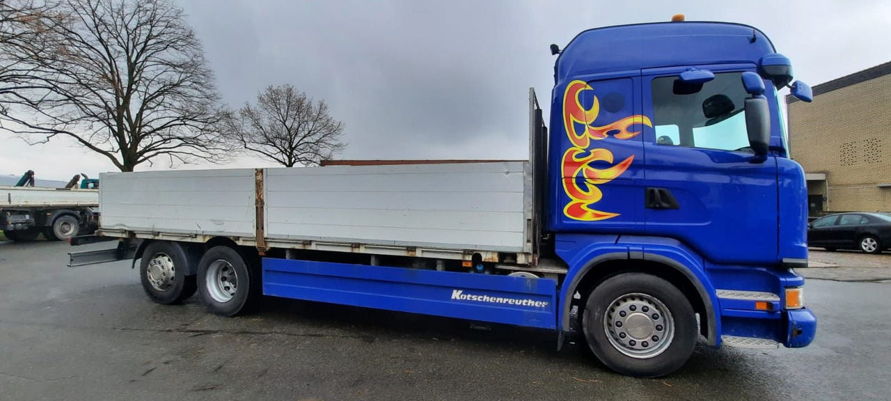 Scania G440 Pritsche 6x2 Kran am Heck vor. - Camion plateau, Camion grue: photos 3 Scania G440 Pritsche 6x2 Kran am Heck vor. - Camion plateau, Camion grue: photos 3
