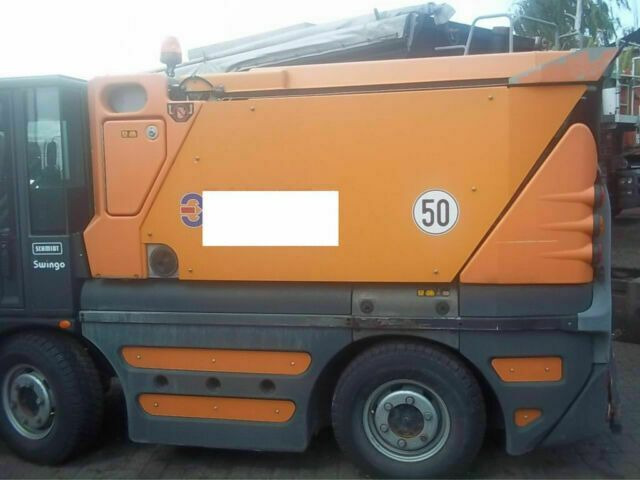 Schmidt Compact 200 German Maschine - Balayeuse de voirie: photos 3 Schmidt Compact 200 German Maschine - Balayeuse de voirie: photos 3
