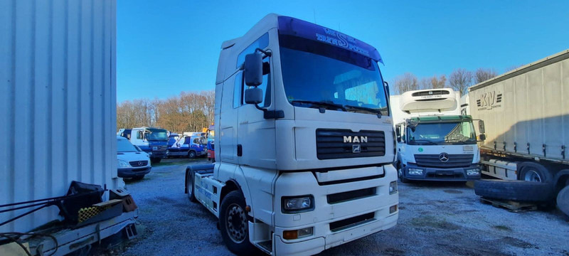MAN 18.430TGA XXL Euro4 Anloger Tacho Vollausst - Tracteur routier: photos 2 MAN 18.430TGA XXL Euro4 Anloger Tacho Vollausst - Tracteur routier: photos 2