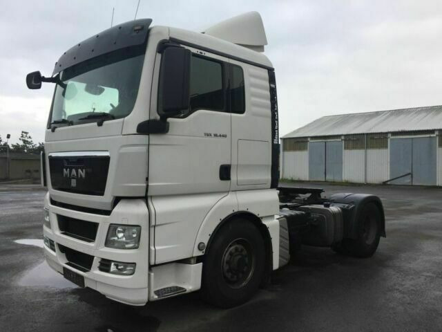 MAN TGX18.440H 4x4 SZM Kipphydraulik - Tracteur routier: photos 4 MAN TGX18.440H 4x4 SZM Kipphydraulik - Tracteur routier: photos 4