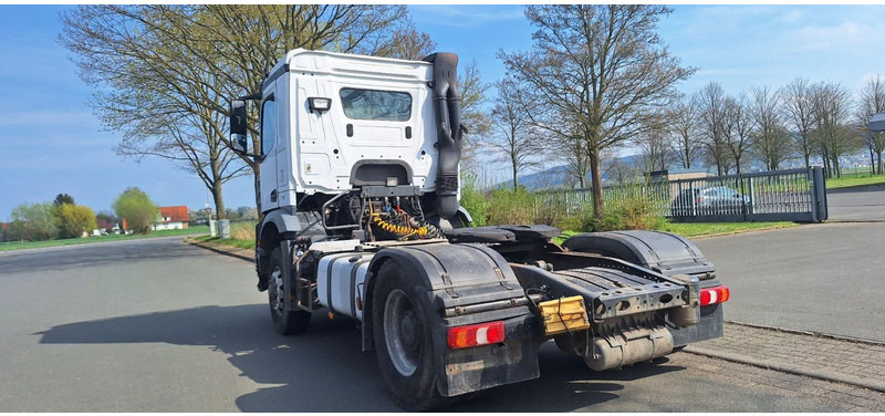 Mercedes-Benz 1840 HD 4x4 Arocs - Tracteur routier: photos 5 Mercedes-Benz 1840 HD 4x4 Arocs - Tracteur routier: photos 5