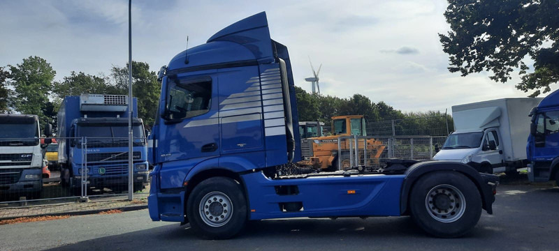 Mercedes-Benz 1845LS Actros 4x2 SZM Voll. StreamSpace - Tracteur routier: photos 4 Mercedes-Benz 1845LS Actros 4x2 SZM Voll. StreamSpace - Tracteur routier: photos 4