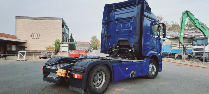 Mercedes-Benz Actros 1845 LS Vollspoiler - Tracteur routier: photos 5 Mercedes-Benz Actros 1845 LS Vollspoiler - Tracteur routier: photos 5