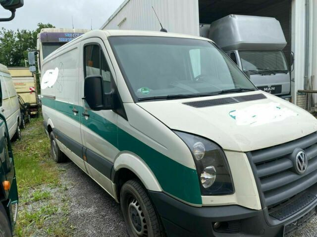 Volkswagen Crafter TDI Lang/Klima 3-Sitzer - Fourgon utilitaire: photos 3 Volkswagen Crafter TDI Lang/Klima 3-Sitzer - Fourgon utilitaire: photos 3