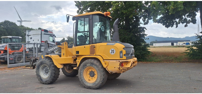 Volvo L30G - Chargeuse sur pneus: photos 2 Volvo L30G - Chargeuse sur pneus: photos 2
