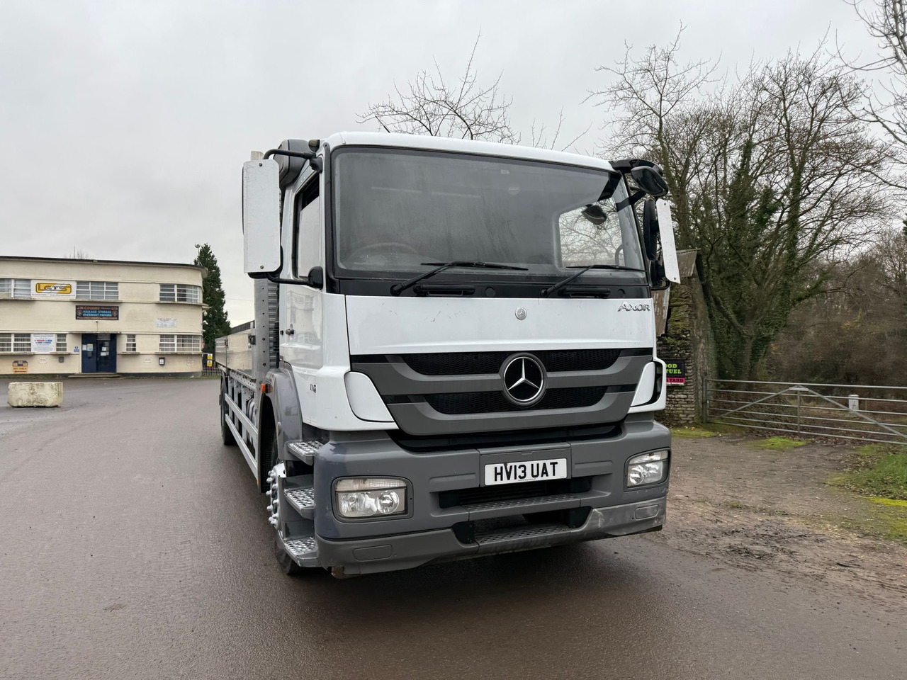 2013 Mercedes Axor 1824 Dropside Truck - Camion plateau: photos 4 2013 Mercedes Axor 1824 Dropside Truck - Camion plateau: photos 4