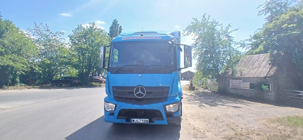 2017 Mercedes Antos 2527 Refrigerated Truck - Camion frigorifique: photos 4 2017 Mercedes Antos 2527 Refrigerated Truck - Camion frigorifique: photos 4