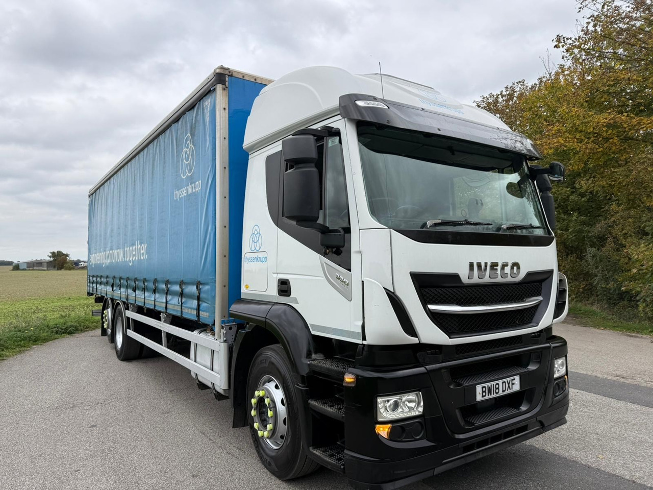 2018 Iveco Eurocargo Curtainsider - Camion à rideaux coulissants: photos 1 2018 Iveco Eurocargo Curtainsider - Camion à rideaux coulissants: photos 1