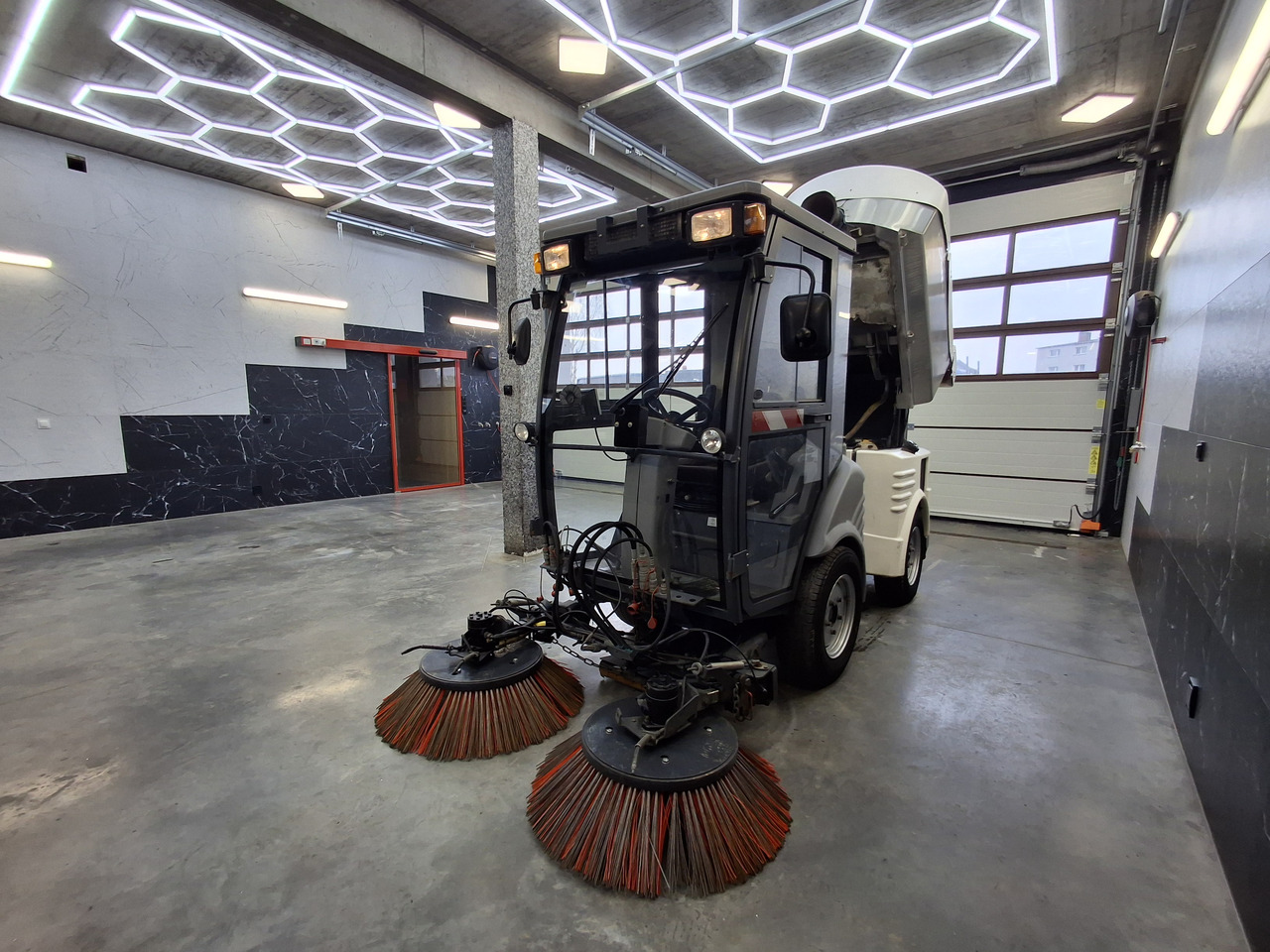 Hako Citymaster 1200 Zamiatarka Kehrmaschine Diesel - Balayeuse de voirie: photos 2 Hako Citymaster 1200 Zamiatarka Kehrmaschine Diesel - Balayeuse de voirie: photos 2