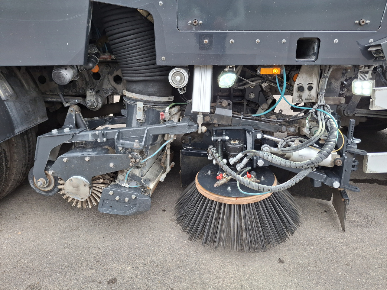 Balayeuse de voirie MERCEDES-BENZ Atego 1523 Zamiatarka Kehrmaschine Schmidt Street King 660 Euro 6 PM10 2 Motoren Szczotki L/R 2016r: photos 8